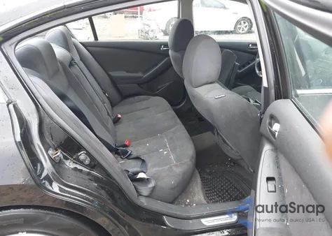 2010 Nissan Altima 2.5 S z USA, uszkodzony, nr VIN 1N4AL2AP2AN401322